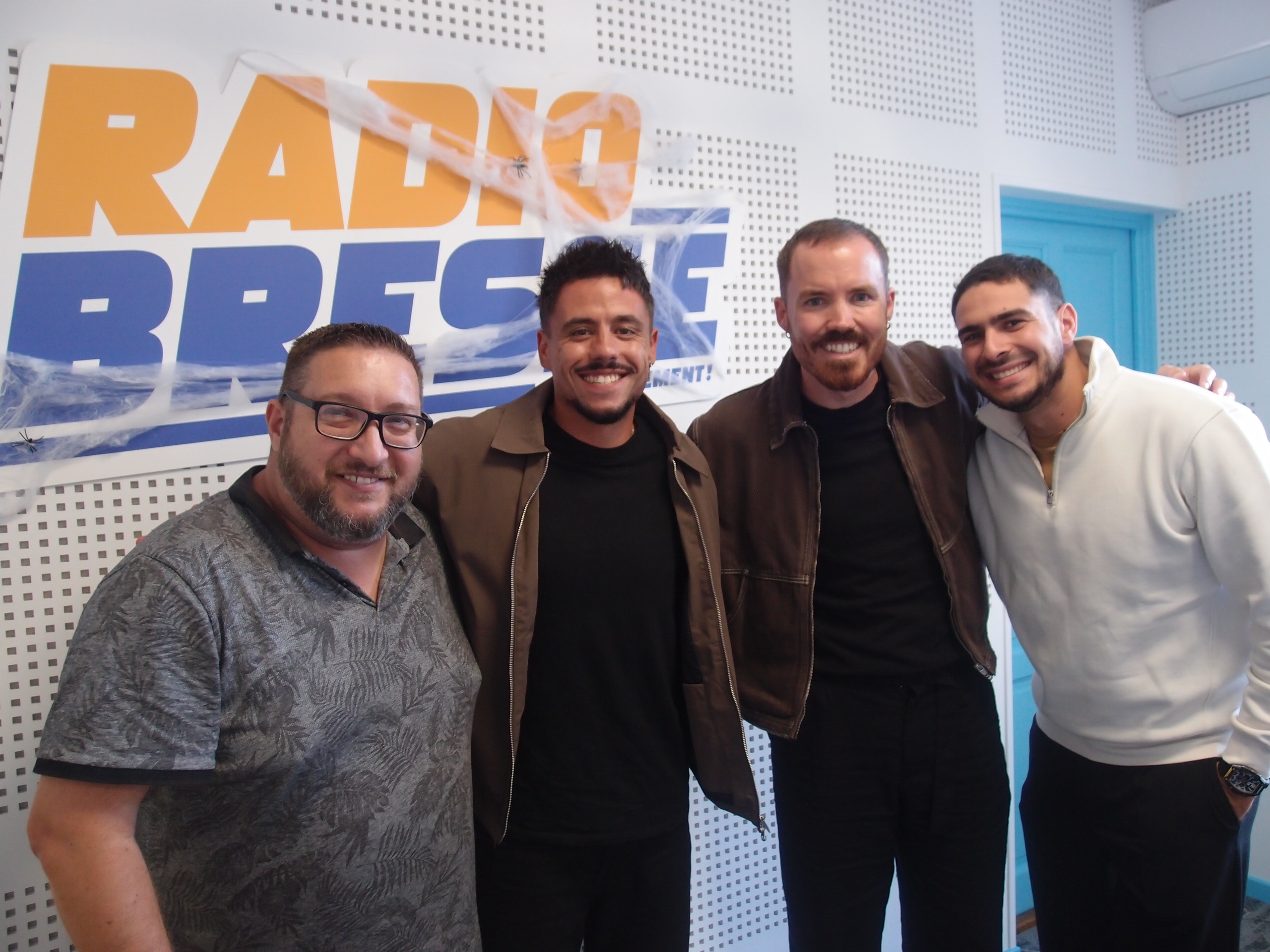 Roulez Jeunesse et Jovan dans nos studios pour une interview !